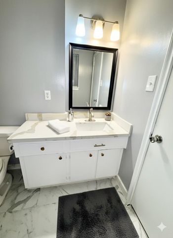 14410 Foxford Way Way, Houston, TX 77015