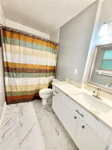 14410 Foxford Way Way, Houston, TX 77015