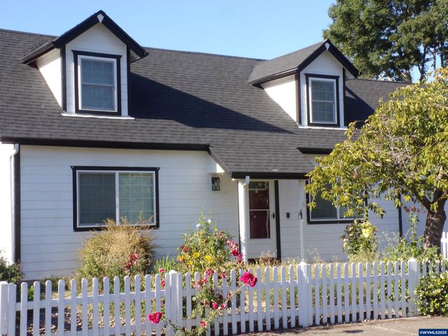 1835 Wakefield Ct NW, Salem, OR 97304