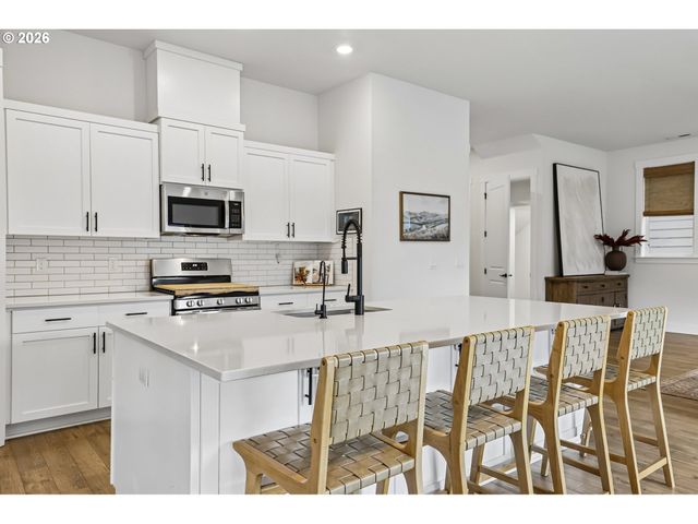 16683 Sw TOWNSVILLE St, Portland, OR 97224