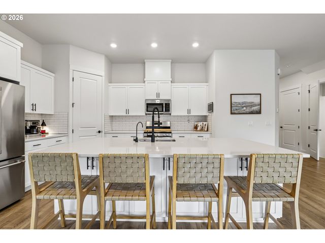 16683 Sw TOWNSVILLE St, Portland, OR 97224