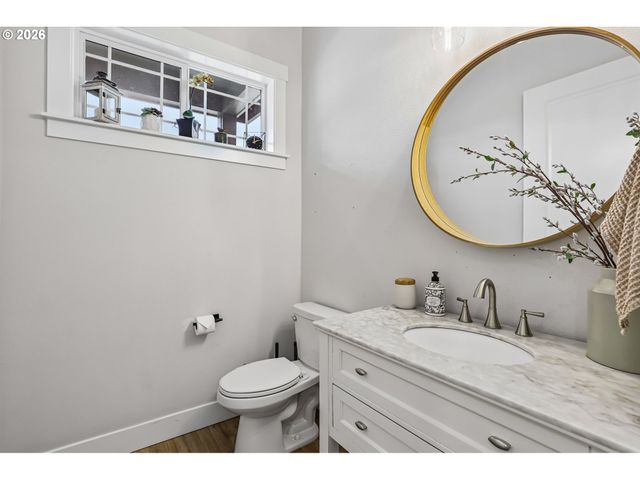 16683 Sw TOWNSVILLE St, Portland, OR 97224