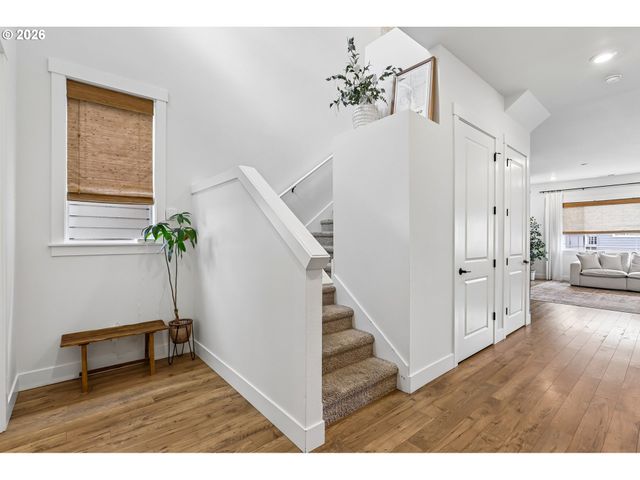 16683 Sw TOWNSVILLE St, Portland, OR 97224