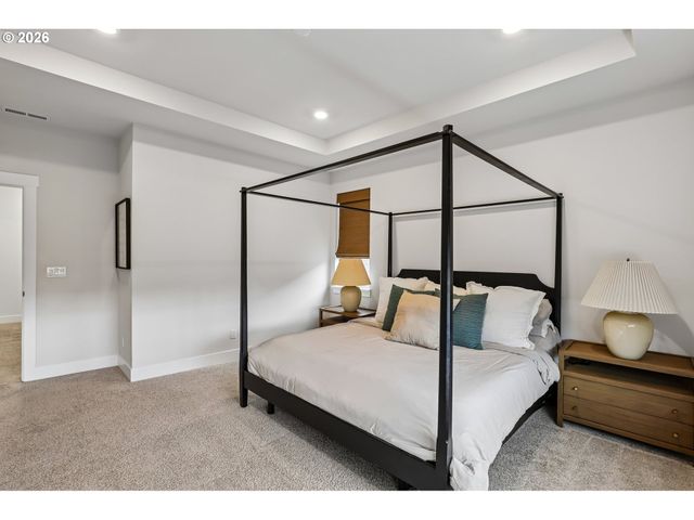 16683 Sw TOWNSVILLE St, Portland, OR 97224