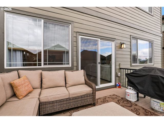 16683 Sw TOWNSVILLE St, Portland, OR 97224