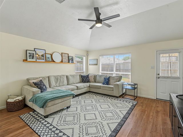 3210 Sabine Spring Lane, Katy, TX 77449