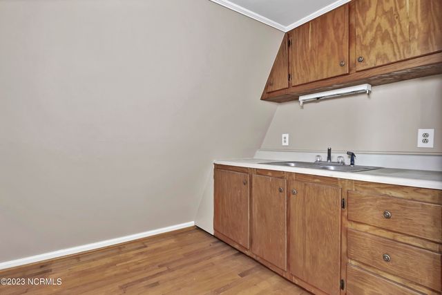 8 Scotts Hill Loop Road, Wilmington, NC 28411