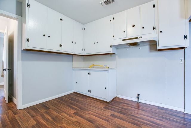 1213 S Bell Street, San Angelo, TX 76903