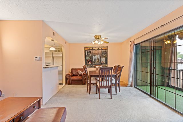 11130 Northwest Road E, Palos Hills, IL 60465