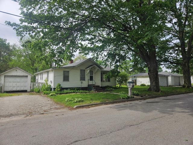 206 E 16th Street, La Porte, IN 46350