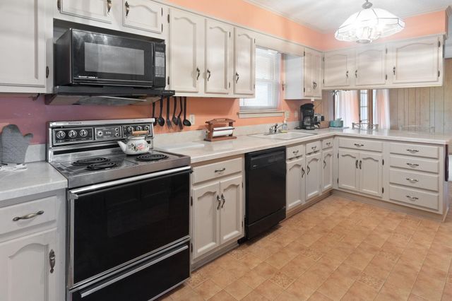 5009 Burrow Drive, North Little Rock, AR 72116