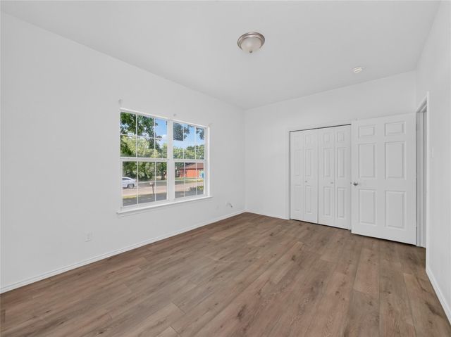 403 Davidson DR, Taylor, TX 76574