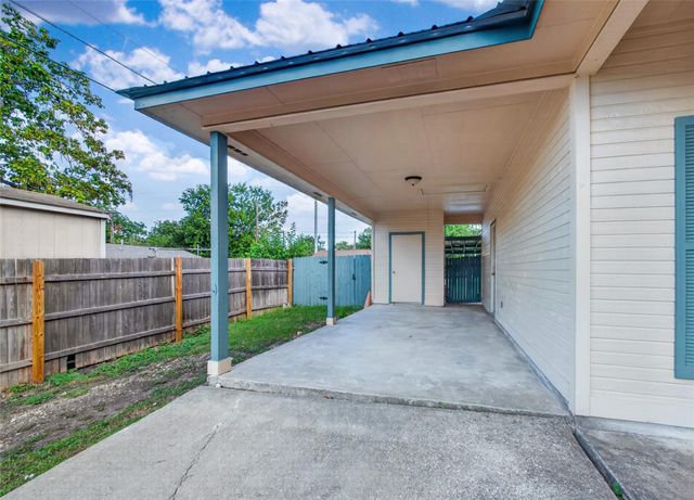 403 Davidson DR, Taylor, TX 76574
