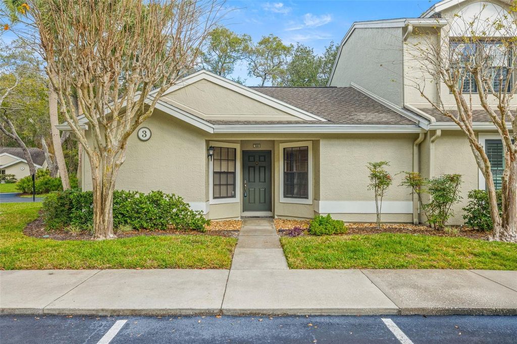 Image 1 of property listing at 5100 BURCHETTE ROAD 300, Tampa, FL 33647