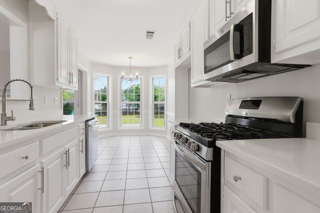 1100 Chateau Terrace, Mcdonough, GA 30253