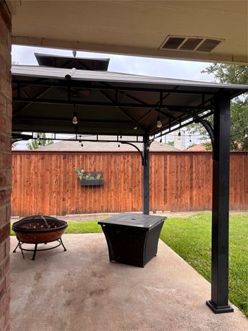 8436 Ruthette Drive, North Richland Hills, TX 76182