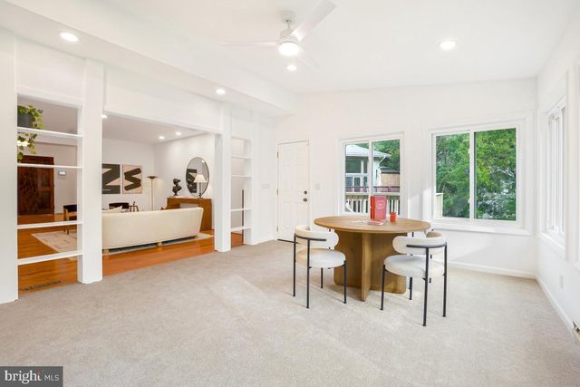 10104 GRAYHORSE CT, Rockville, MD 20854