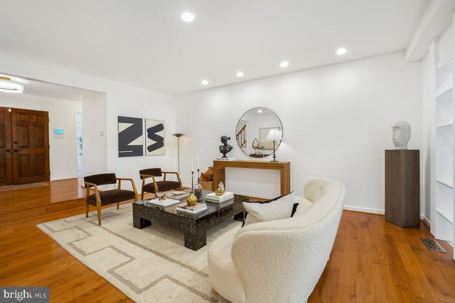 10104 GRAYHORSE CT, Rockville, MD 20854