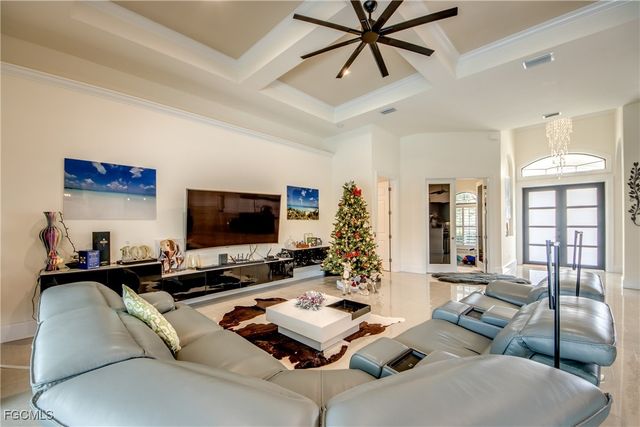 5322 Agualinda BLVD, Cape Coral, FL 33914