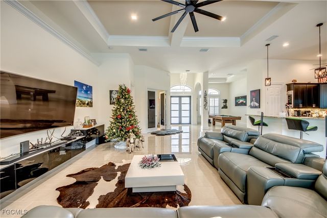 5322 Agualinda BLVD, Cape Coral, FL 33914