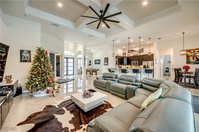 5322 Agualinda BLVD, Cape Coral, FL 33914