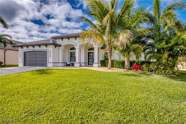 5322 Agualinda BLVD, Cape Coral, FL 33914