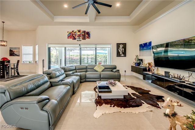 5322 Agualinda BLVD, Cape Coral, FL 33914