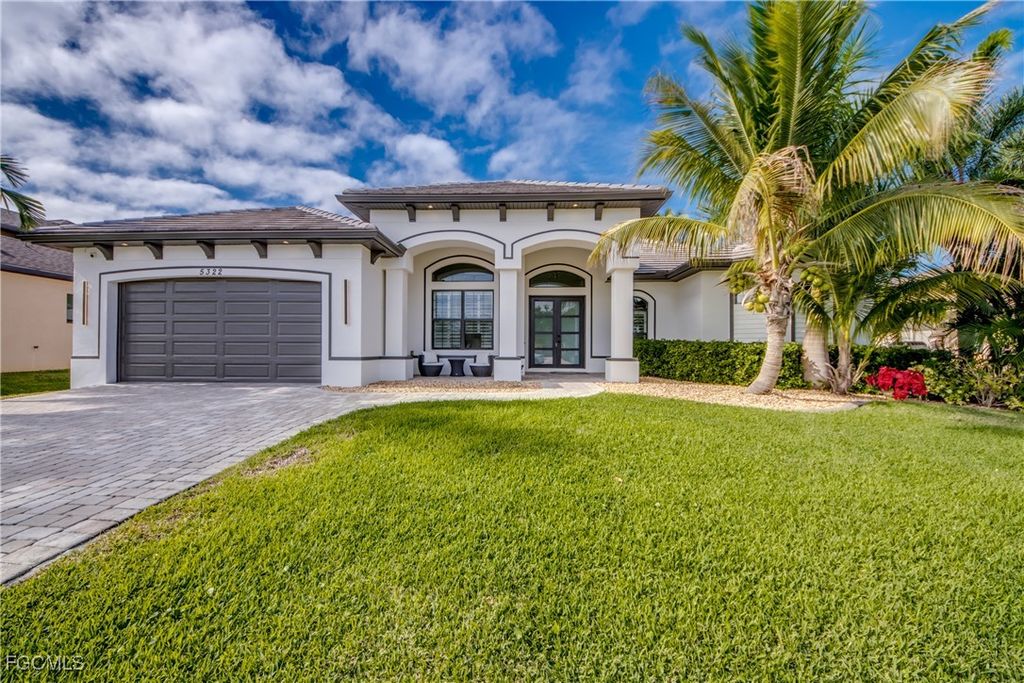 5322 Agualinda BLVD, Cape Coral, FL 33914