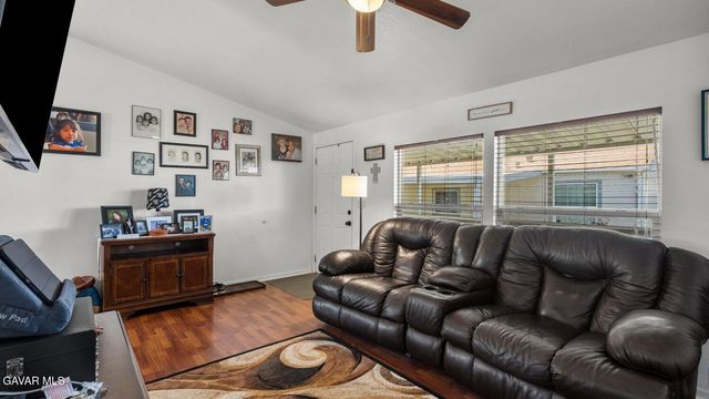 1501 E Avenue I 115, Lancaster, CA 93535