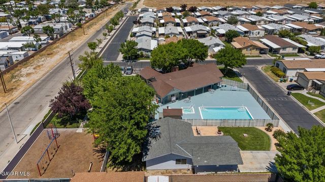 1501 E Avenue I 115, Lancaster, CA 93535
