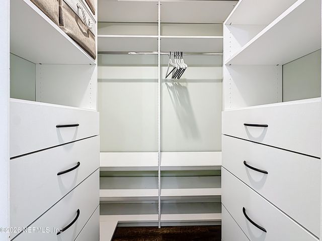 2009 SEMINOLE Road 2009, Atlantic Beach, FL 32233