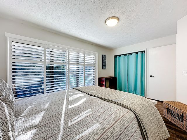 2009 SEMINOLE Road 2009, Atlantic Beach, FL 32233