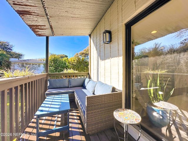 2009 SEMINOLE Road 2009, Atlantic Beach, FL 32233