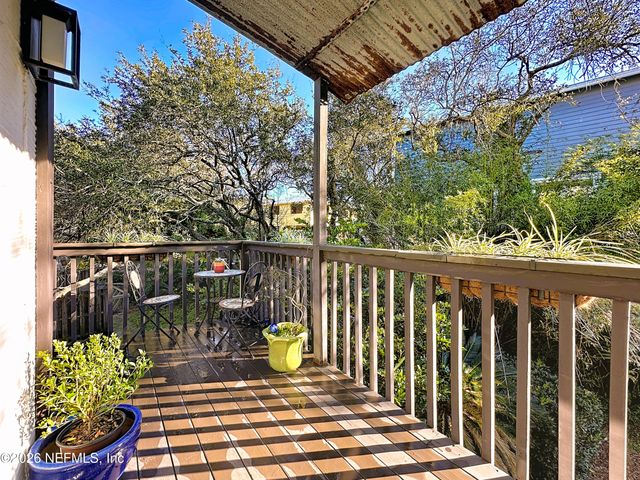 2009 SEMINOLE Road 2009, Atlantic Beach, FL 32233