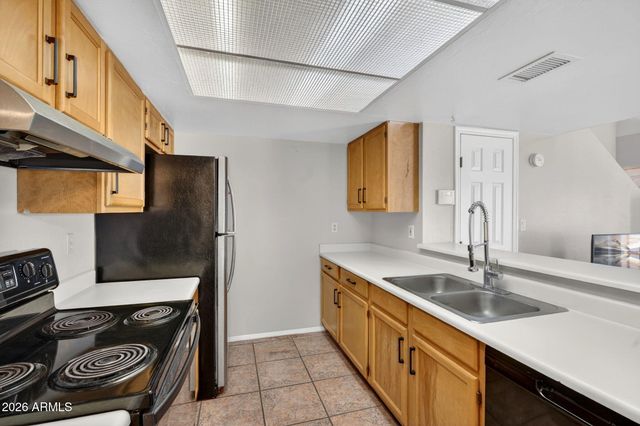 5402 E WINDSOR Avenue 41, Phoenix, AZ 85008