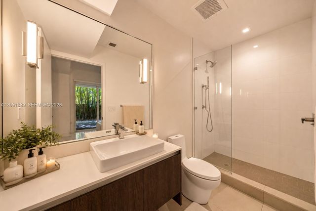 455 NE 39th Street 111, Miami, FL 33137