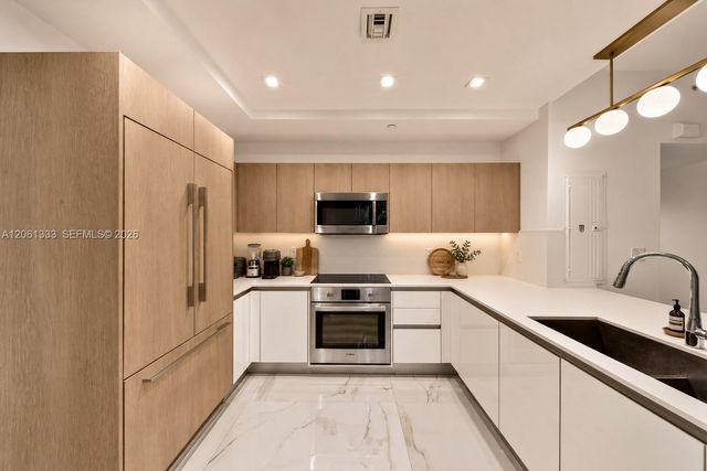 455 NE 39th Street 111, Miami, FL 33137