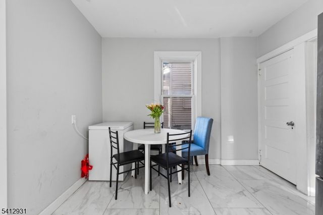 221 E Westfield Ave, Roselle Park Boro, NJ 07204