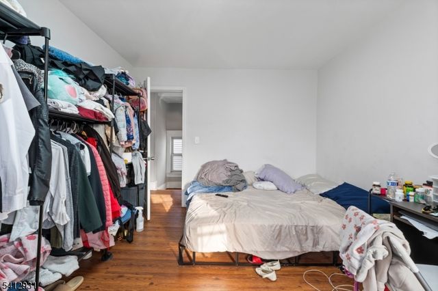 221 E Westfield Ave, Roselle Park Boro, NJ 07204