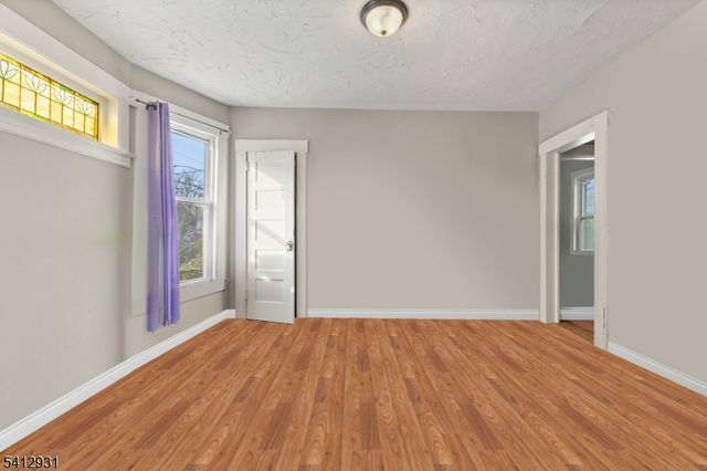 221 E Westfield Ave, Roselle Park Boro, NJ 07204