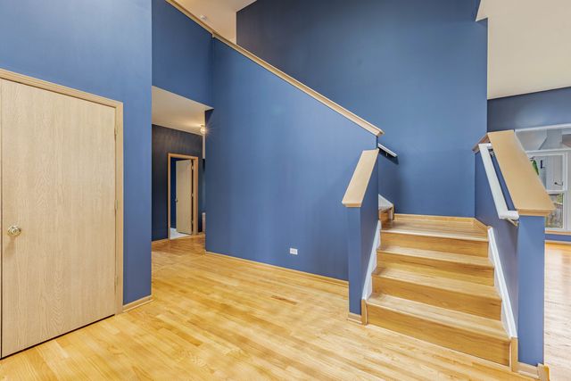 16516 Coventry Lane, Crest Hill, IL 60403