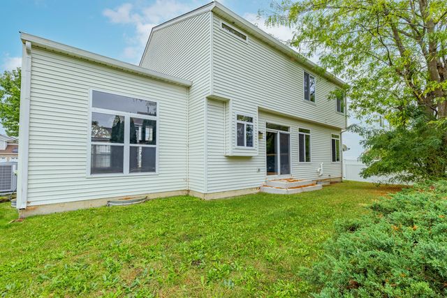 16516 Coventry Lane, Crest Hill, IL 60403