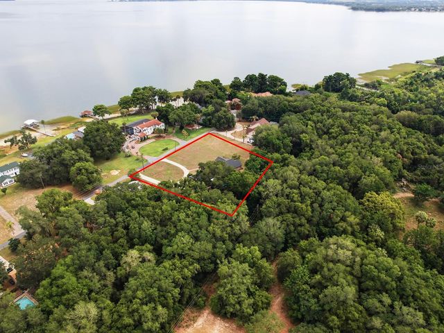 1017 SHORE ACRES DRIVE, Leesburg, FL 34748