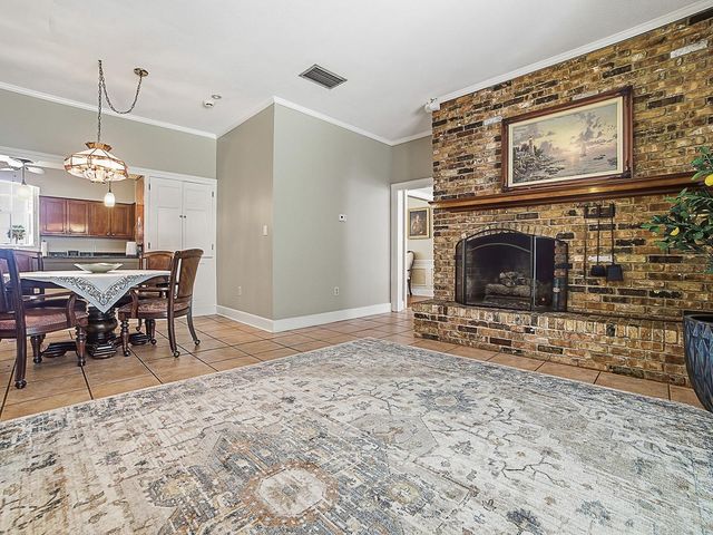 1017 SHORE ACRES DRIVE, Leesburg, FL 34748