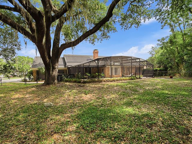1017 SHORE ACRES DRIVE, Leesburg, FL 34748