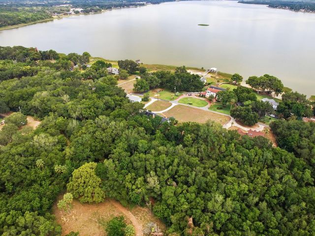 1017 SHORE ACRES DRIVE, Leesburg, FL 34748