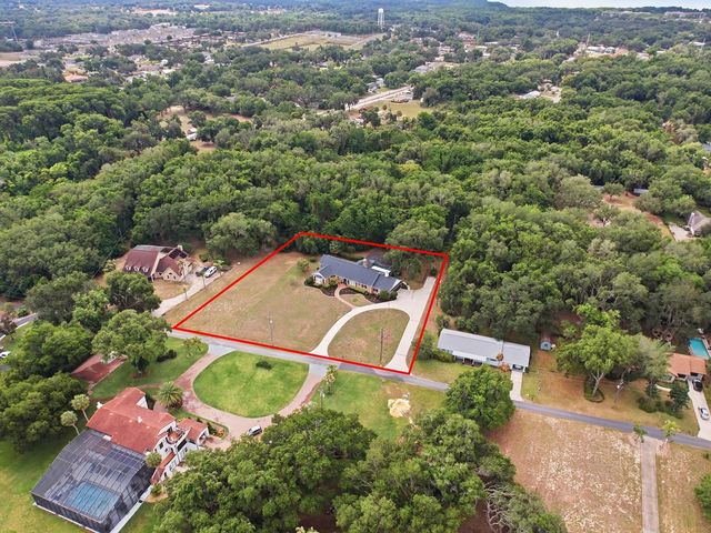 1017 SHORE ACRES DRIVE, Leesburg, FL 34748
