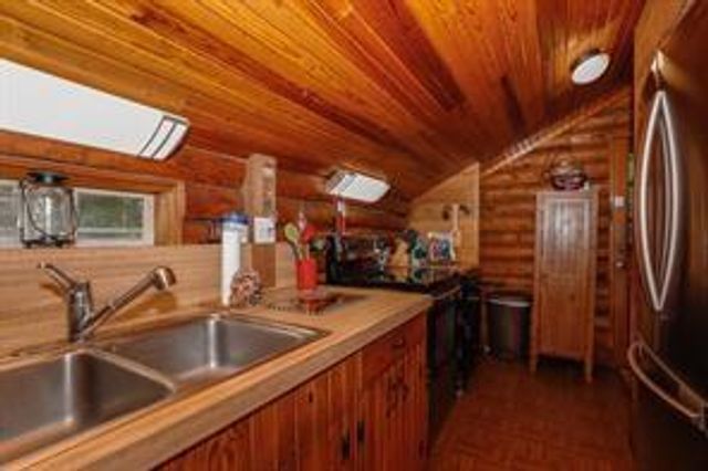 25881 Pine Oak Drive, Hockley, TX 77447