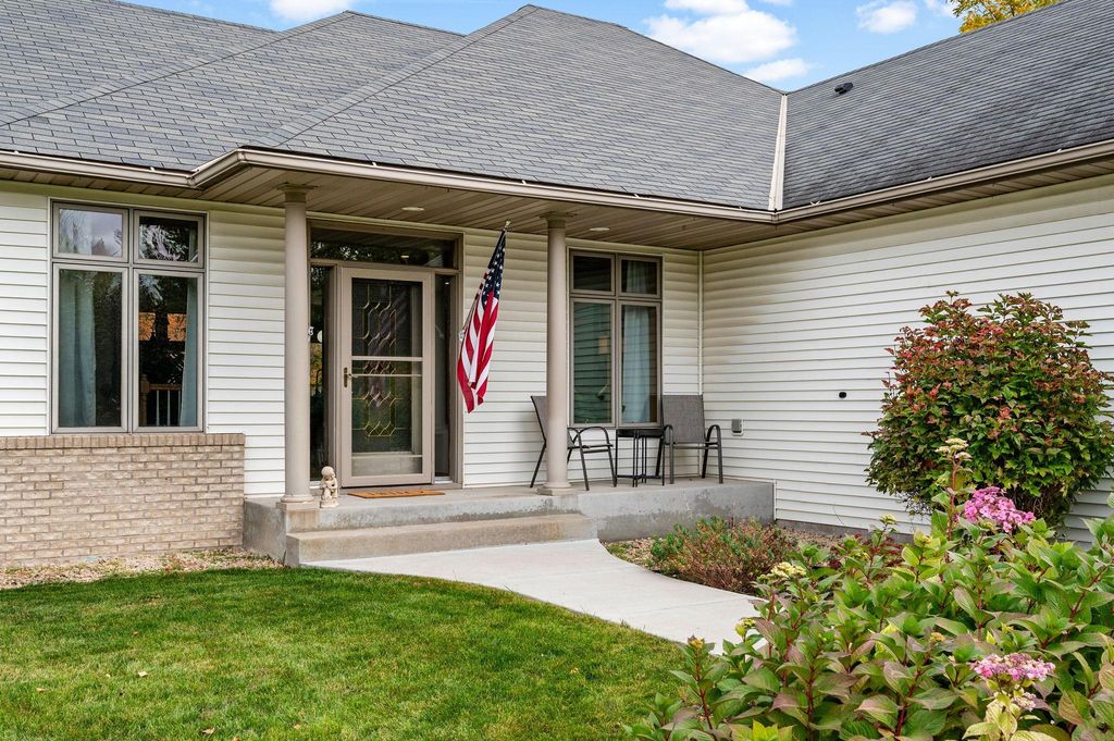 21448 Pointe Drive, Rogers, MN 55374 — photo 2