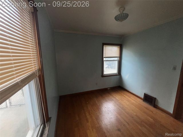4558 Helen Street, Dearborn, MI 48126